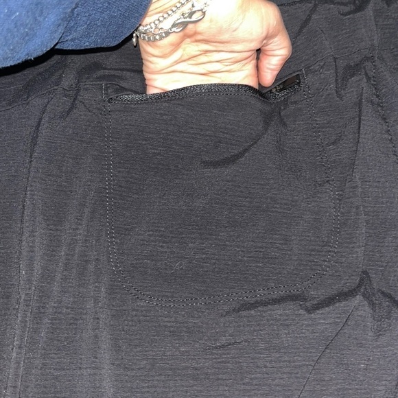 Athleta Trekkie Hike Pant Ripstop Cinch Ankles Black 20 - Picture 9 of 12